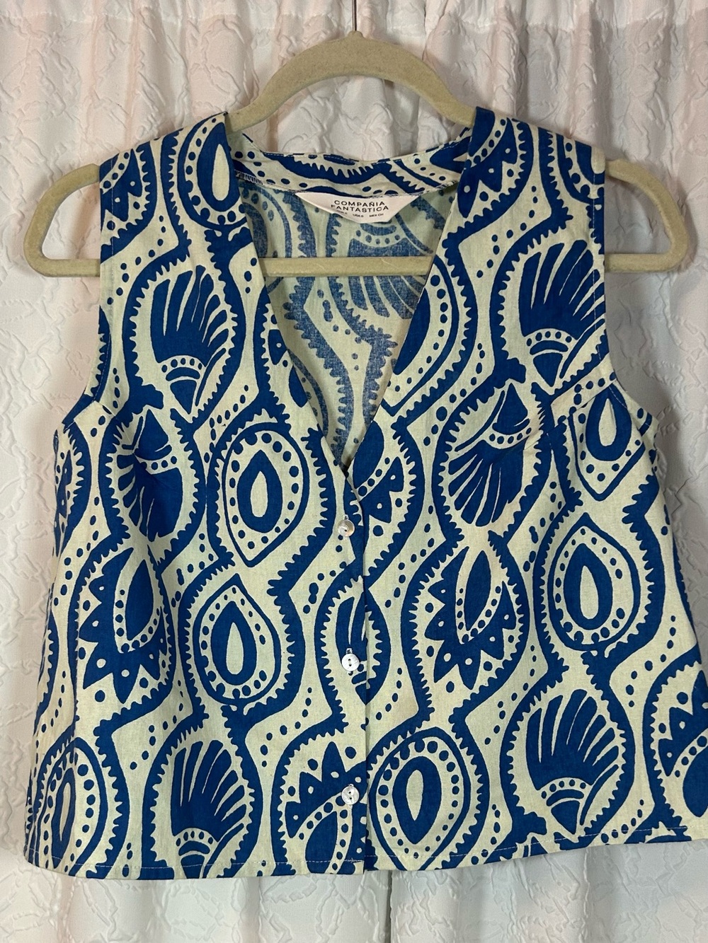 Organic cotton Blue & Cream Printed Sleeveless Button-Front Top 8